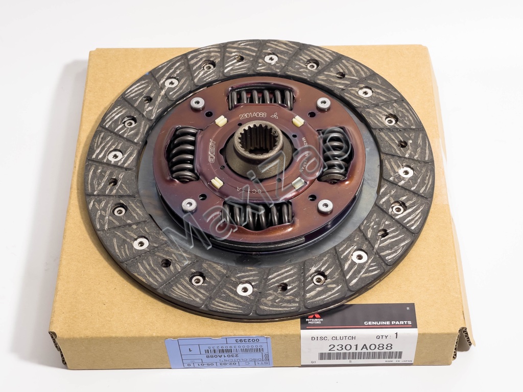 2301A088 MITSUBISHI Диск сцепления