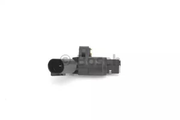 0986594001 BOSCH Датчик,  частота  вращения  колеса